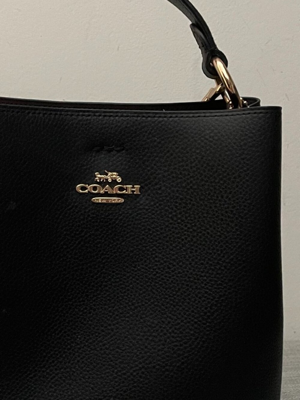 women's coach black crossbody bag